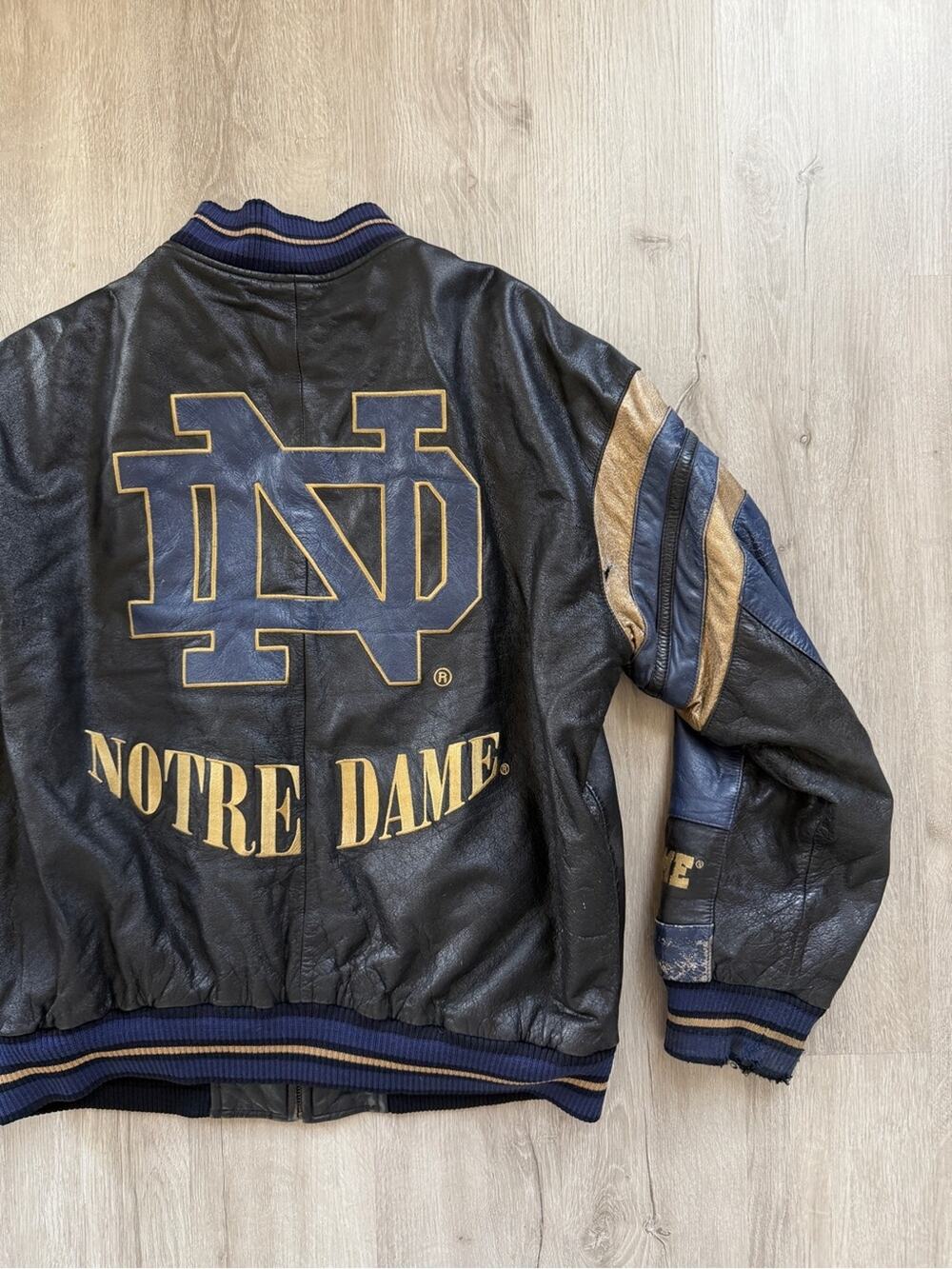 Vintage Notre Dame Fighting Irish Leather Jacket Mens Med Embroidered 90s G-III